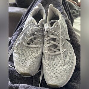 Women’s Nike Zoom Pegasus 36 tennis shoes